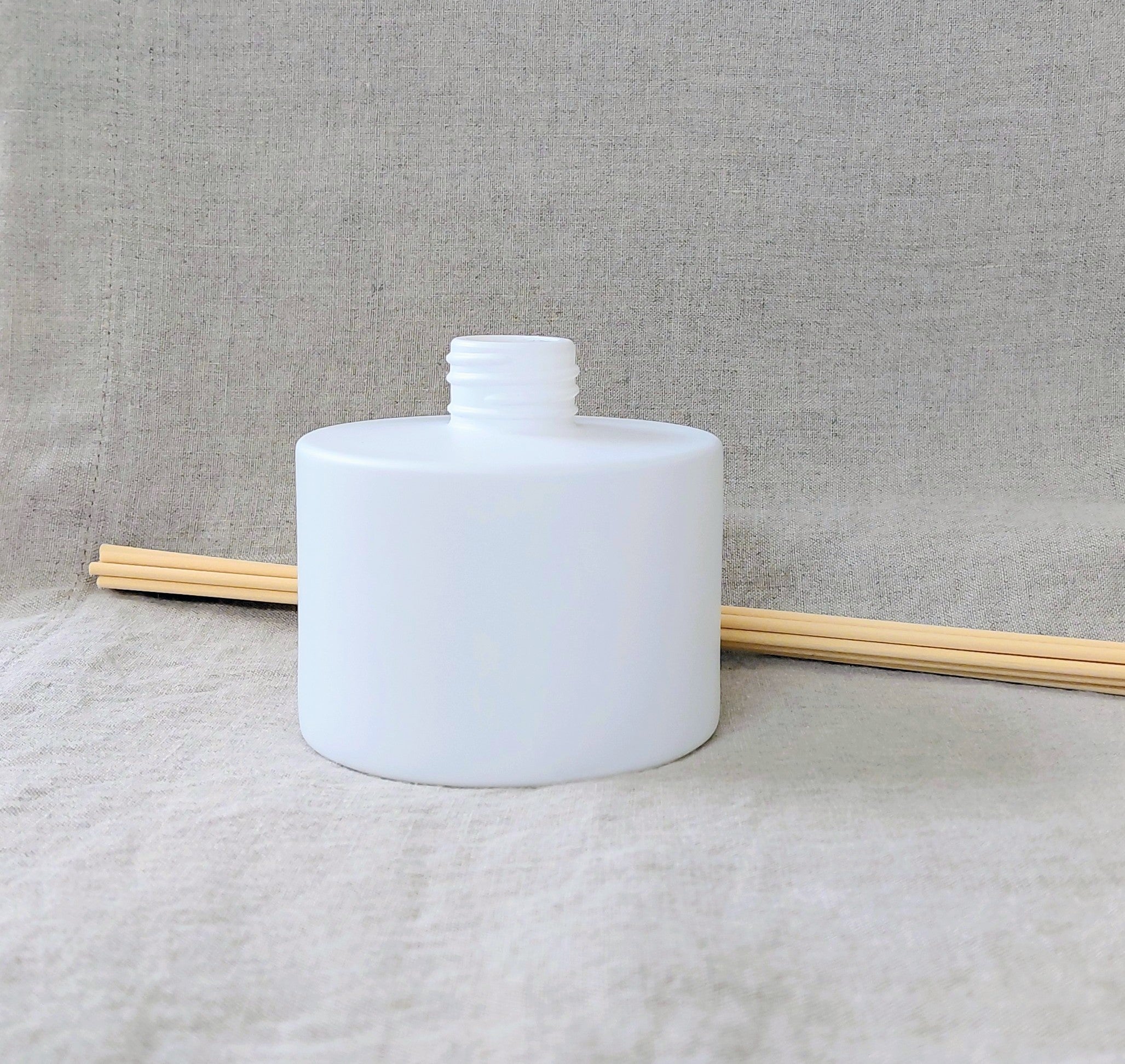 Reed Diffuser Bottle - Round Squat (85mm W x 80mm H)
